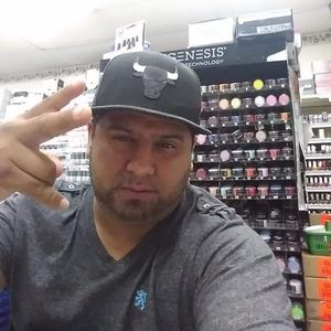 Meet your Posher, Luis